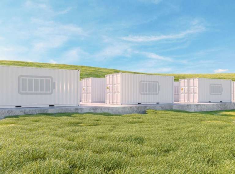 How Giant batteries can power commercial factories